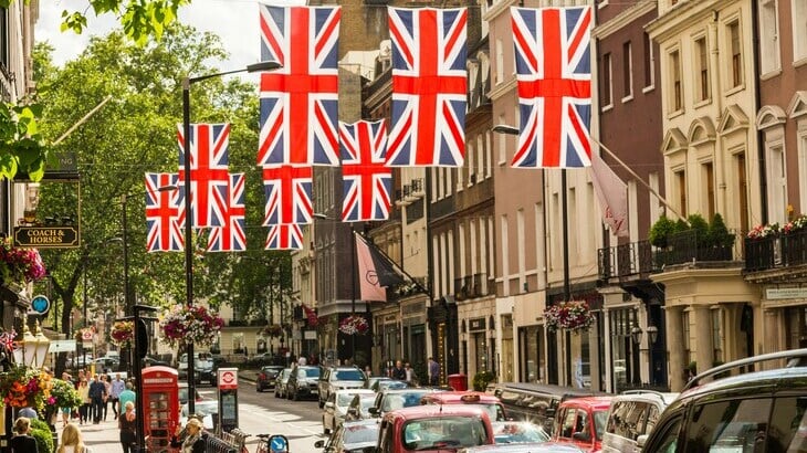 Great-britain-flags.jpg